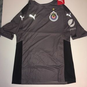 *NEW* PUMA Chivas Goalie kit/jersey